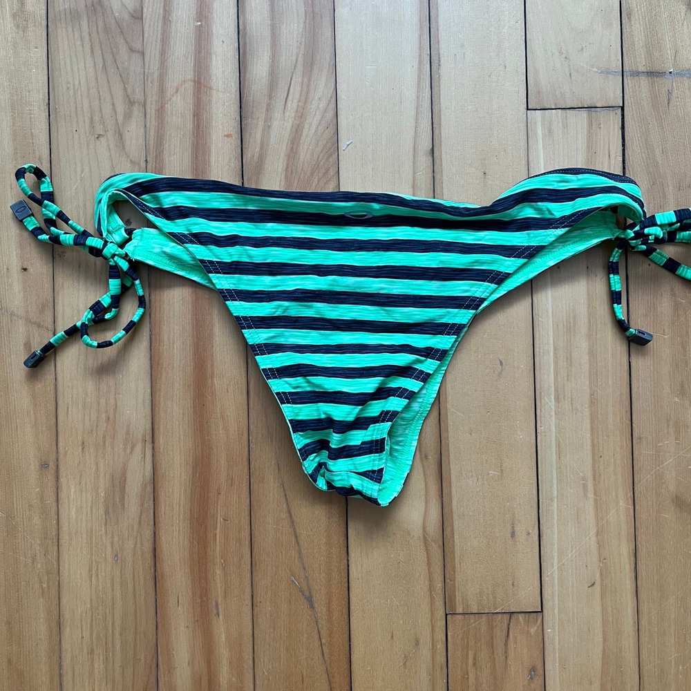 Oakley Womens Neon Green and Grey Striped Side Tie Bikini Bottoms Sport Low Rise